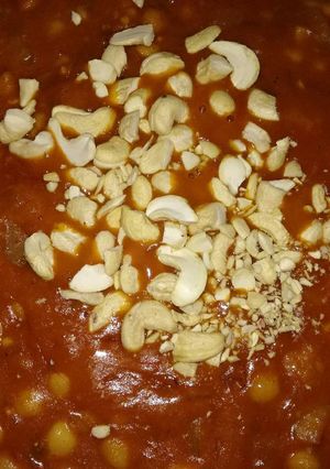 A picture of Vegan coconut chickpea delight.