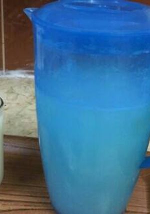 صورة لوصفة عصير اليمون مع زنجبيل