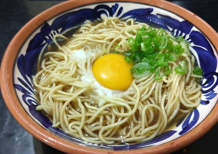 Reproducción de "Nissin Chikin Ramen" - 「日清チキンラーメン」を再現 -