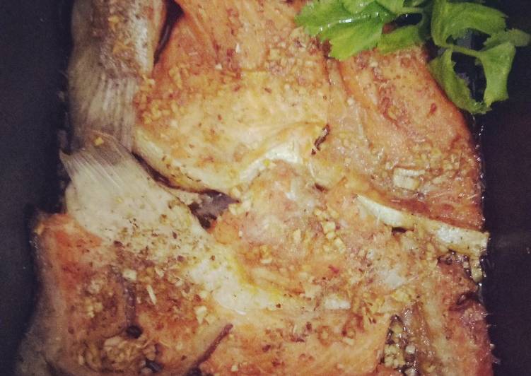 Resep Roasted Salmon with Herbs Lezat