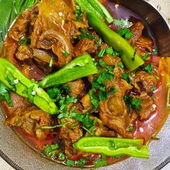 A picture of Dhuwa Dahi Gosht.