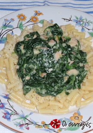 Φωτογραφία της συνταγής Macaroni με καπνιστό σολομό και σπανάκι