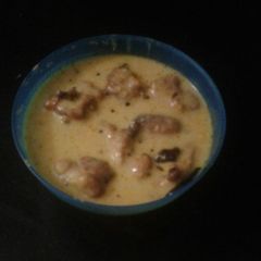 A picture of Kadhi pakoda.