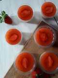 Puding Saus Stroberi
