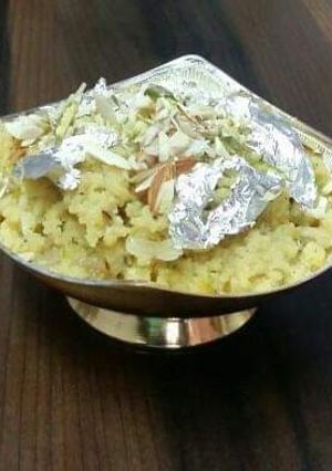 A picture of Shahi Ande Ka Halwa.