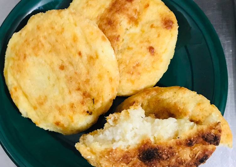 How to Make Quick AREPAS DE YUCA #Camino de sabores