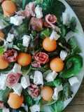 Insalatona prosciutto e melone