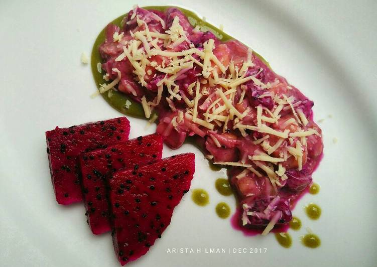 Salad Buah Saus Moringa