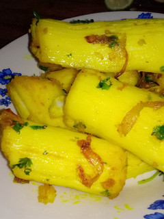 A picture of Turmeric cassava.