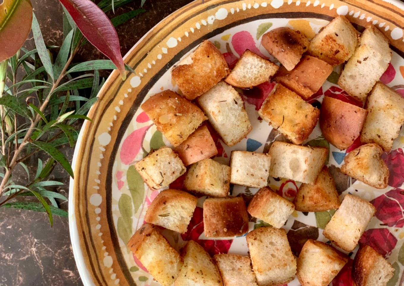 Herbed croutons