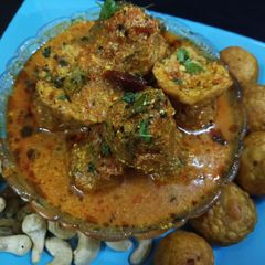 A picture of Shahi gatte (Govind Gatte).