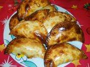 Una foto de empanadillas jamon
