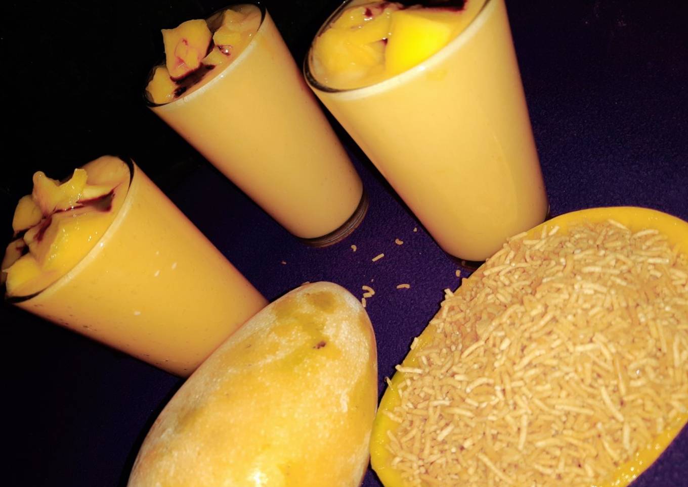 Mango chocolate shake with bhujiya sev