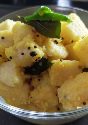 A picture of Masala Idli.