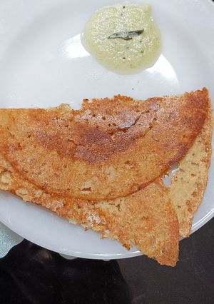 A picture of Quinoa flour dosa.