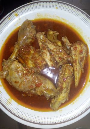 A picture of Chicken peppersoup.