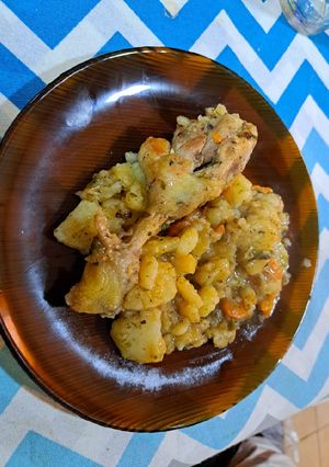 Una foto de Pollo a la olla