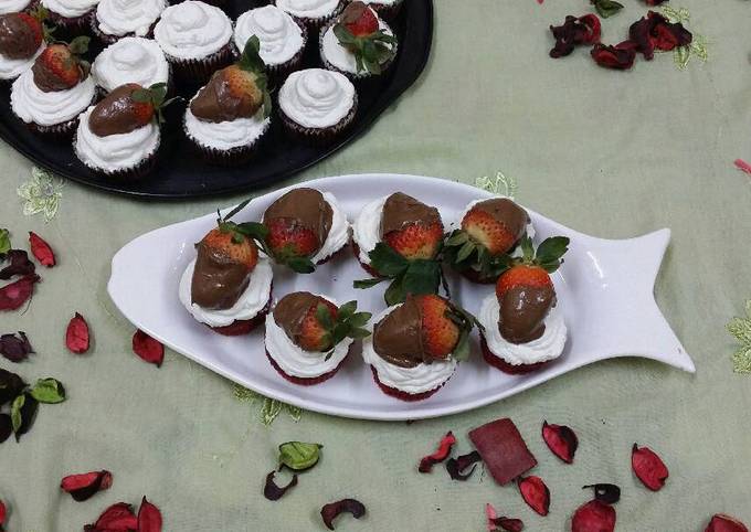 Red Velvet Cuppies With Chocolate Coated Berries #anniversary