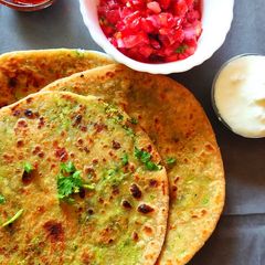 A picture of Broccoli Paratha.