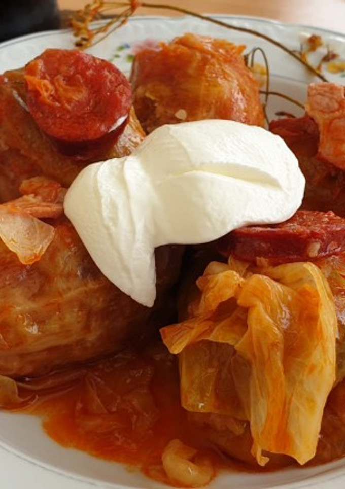 Una foto de Rollitos de repollo (Sarmale)