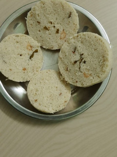 காஞ்சிபுரம் இட்லி (Kanchipuram idli Recipe in tamil) செய்முறை முக்கிய புகைப்படம்