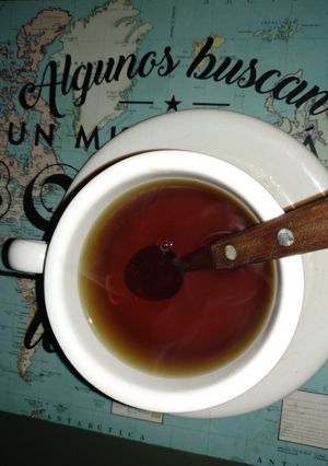 Una foto de Infusión rica 🌞⭐de manzana y propololeos