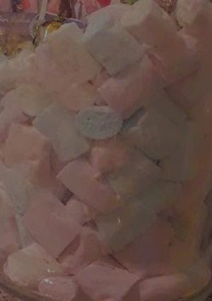 Una foto de Malvaviscos Marshmellow casero con batidora