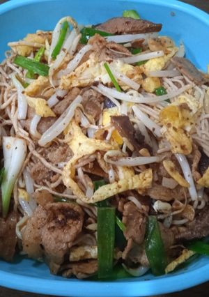 รูปของ ผัดหมี่ซั่วรสแซ่บ - คีโต