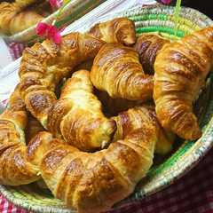 كرواصون المحلات croissant🥐🥐-レシピのメイン写真