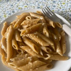 Spicy garlic butter pasta A picture of Spicy garlic butter pasta.