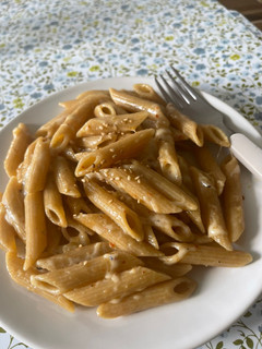 A picture of Spicy garlic butter pasta.