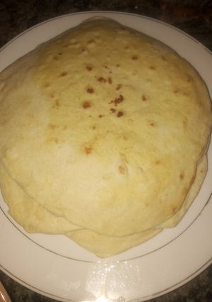 A picture of Shawarma bread.