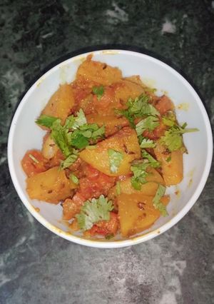 आलू गाजर की सब्जी (Aloo Gajar ki sabzi recipe in hindi) रेसिपी मुख्य फोटो