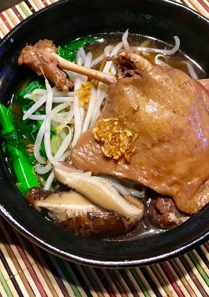 รูปของ หมี่เป็ดตุ๋นเห็ดหอมพริกไทยดำ (Instant Pot)