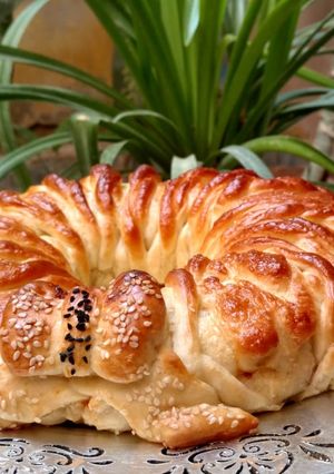A picture of Chicken bread🍗🍞.