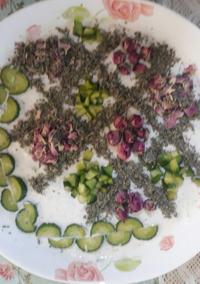 عکسی از دستور ماست و خیار