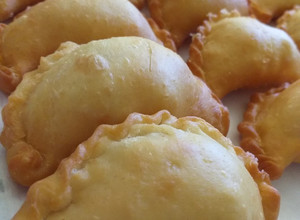 Una foto de Empanadas de queso cóctel 🧀