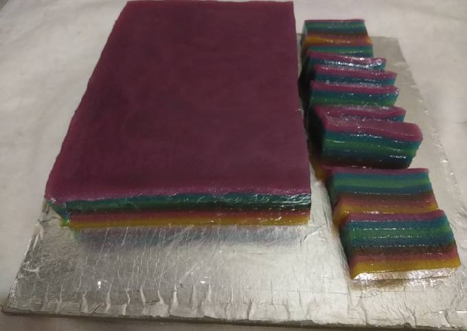 Kue lapis sagu/pepe