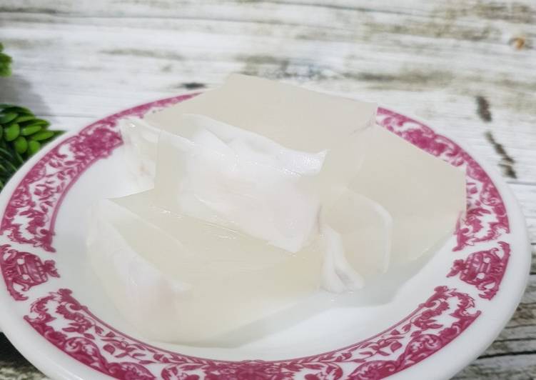 Jelly Kelapa Muda