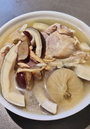 A picture of Coconut Herb Soup.