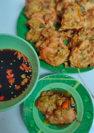 Foto resep Bakwan udang kuah cuko