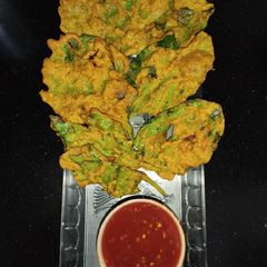A picture of Spinach (palak) Fritters.