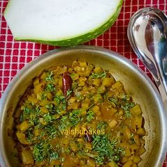 A picture of Bottleground Curry/ Lauki Curry/ दुधी भोपळ्याचा रस्सा.