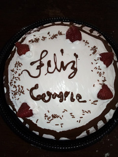 Una foto de Torta de relleno de Frutilla
