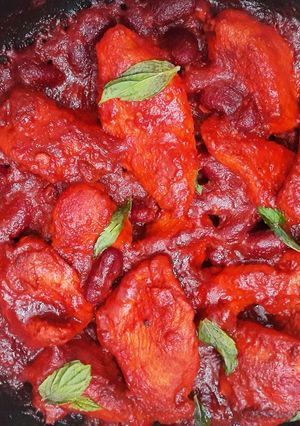 A picture of Harissa Chicken.