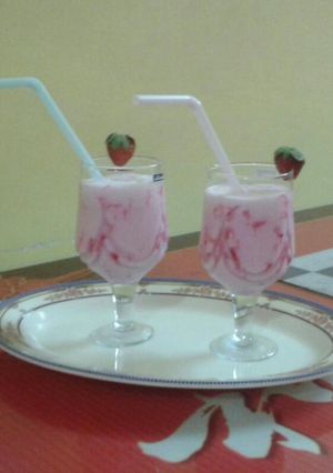 A picture of Strawberry milkshakes.