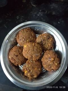 வாழைப்பூ மசால் வடை (Vaazhaipoo masal vadai recipe in tamil) செய்முறை முக்கிய புகைப்படம்