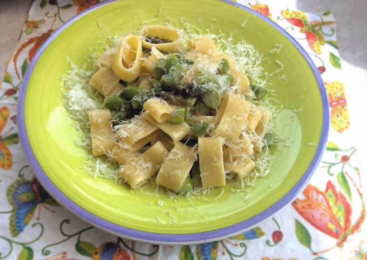 Steps to Make Speedy Asparagus and lemon pasta