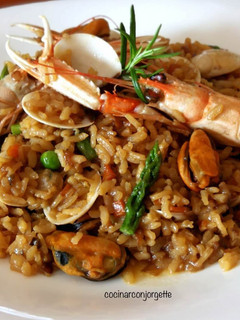 Una foto de Arroz con marisco