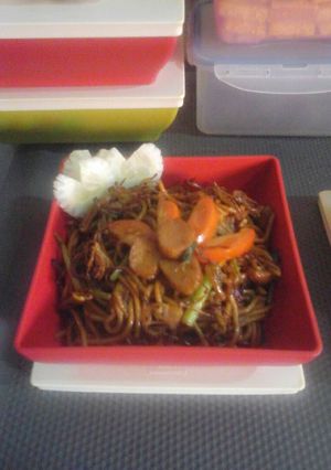Foto resep Mie kuning goreng sayur baso